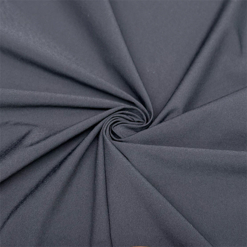 Tejido de estiramiento de 4 vías de nylon 40D Semi Gloss 40D+20D*40D+20D 108GSM 84% Nylon 16% Spandex