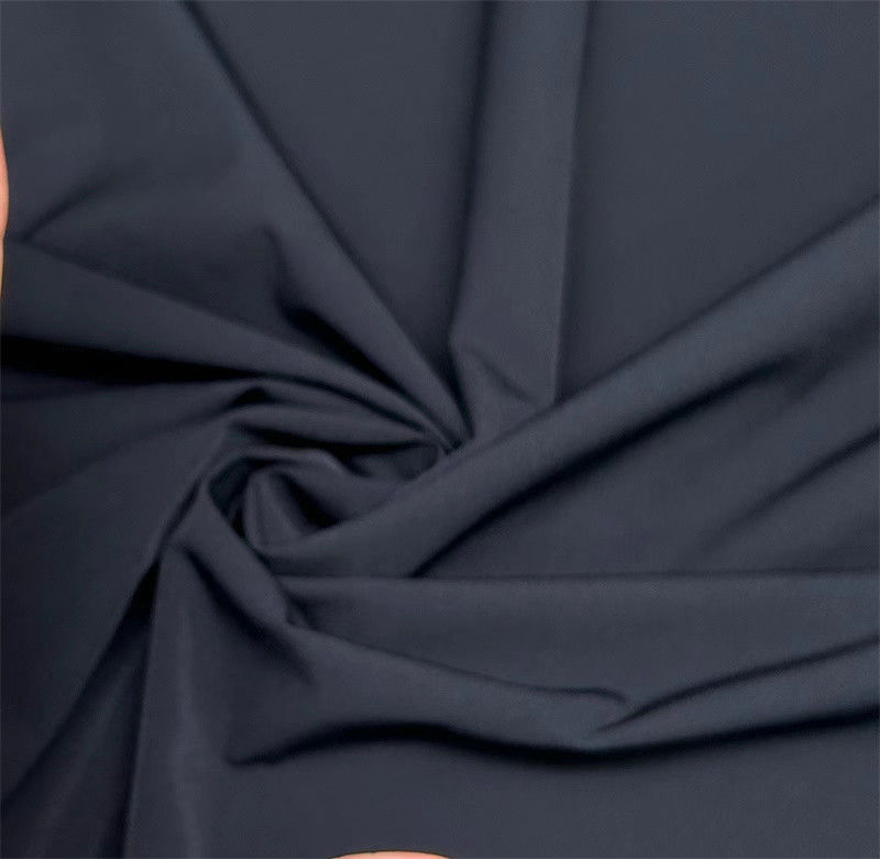 Tejido de estiramiento de 4 vías de nylon 40D Semi Gloss 40D+20D*40D+20D 108GSM 84% Nylon 16% Spandex