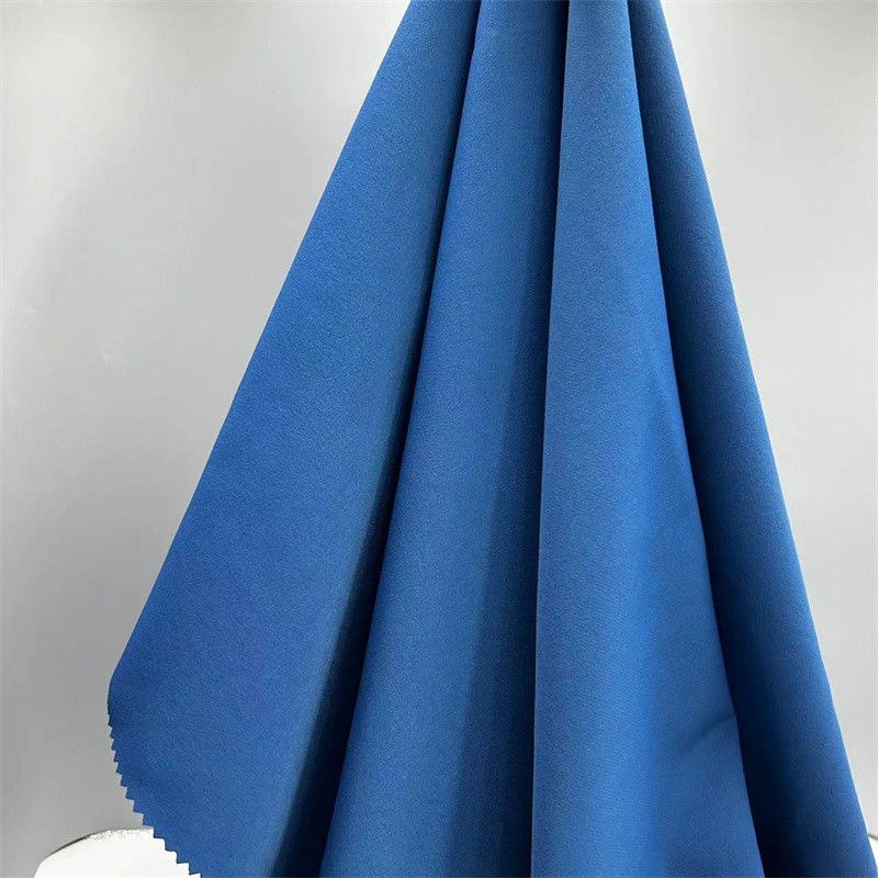 70D+40D*70D+40D+200D Tejido de poliéster de nylon 235GSM Cuatro vías de estiramiento para ropa deportiva