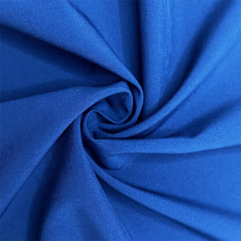 Tejido simple reciclado Tejido de estiramiento de cuatro vías 75D+40D*150D+40D 94% Poliéster reciclado 6% Spandex 166GSM