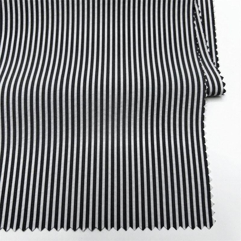 Tejido de rayas verticales de poliéster reciclado catiónico 150D Efecto de doble tono en pantalones y fondos