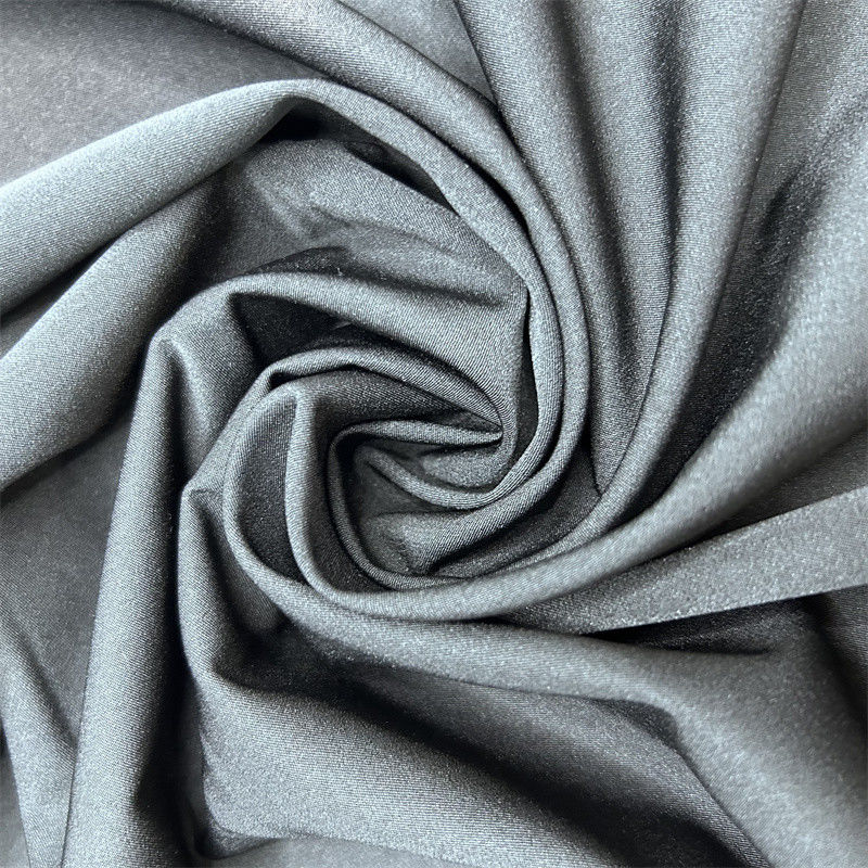 75D2/1 Twill Tejido elástico de cuatro lados Material cómodo y elástico