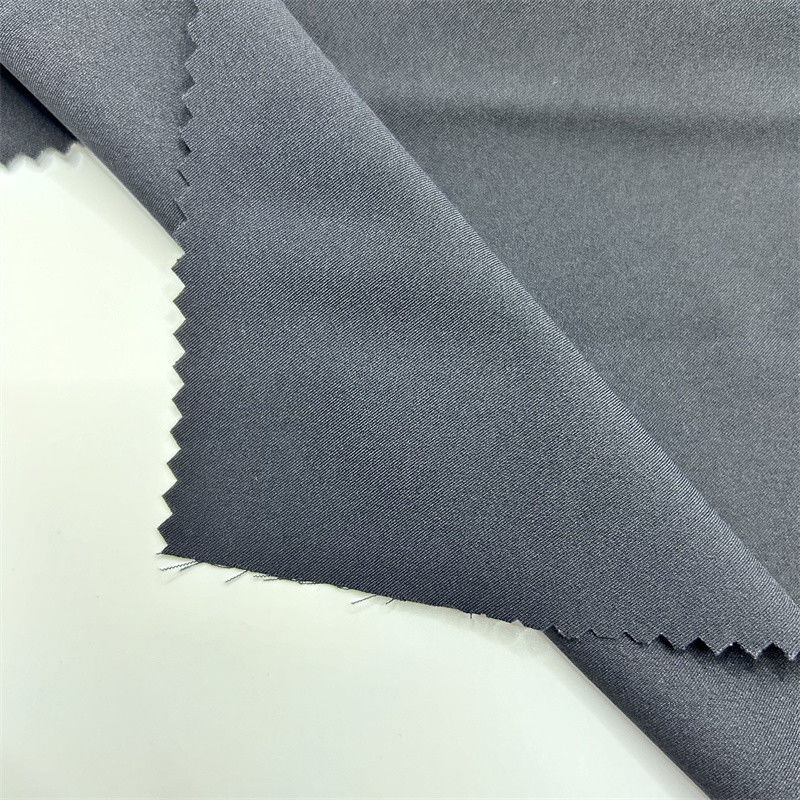 75D Tejido de poliéster reciclado de spandex mate 2/1 Twill de cuatro lados elástico 75D+40D*75D+40D Superficie delicada