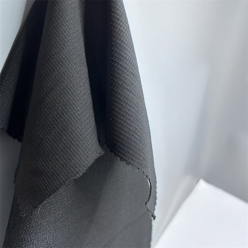 75*300 Tejido de montañismo a cuadros con textura suave y elástica para actividades al aire libre